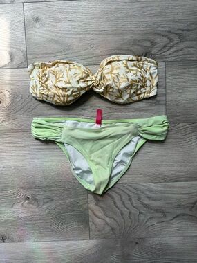 Victoria’s Secret Swim Set